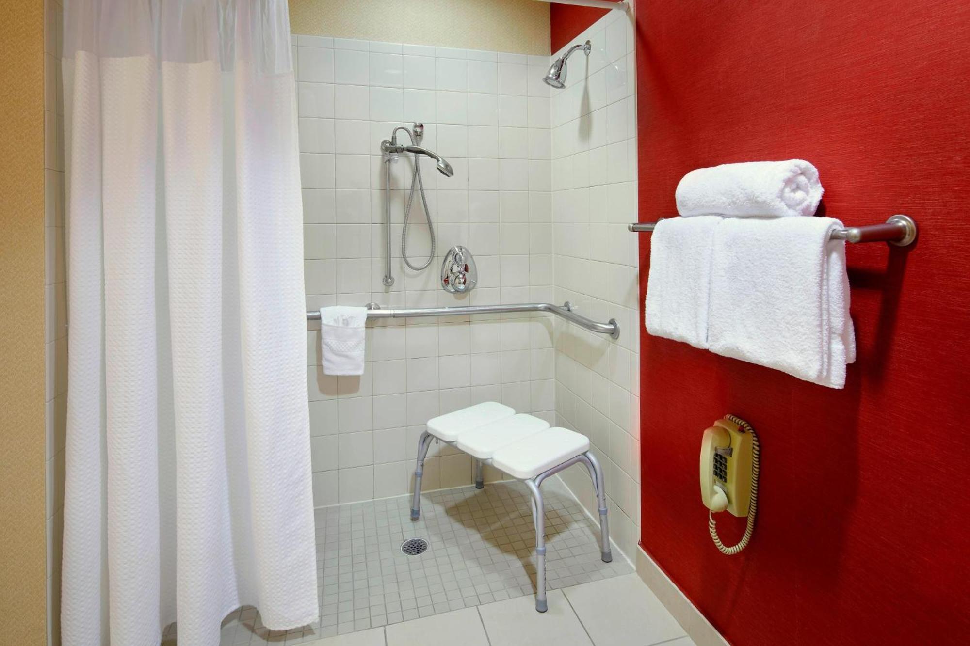 Courtyard Tampa Oldsmar Hotel Екстериор снимка
