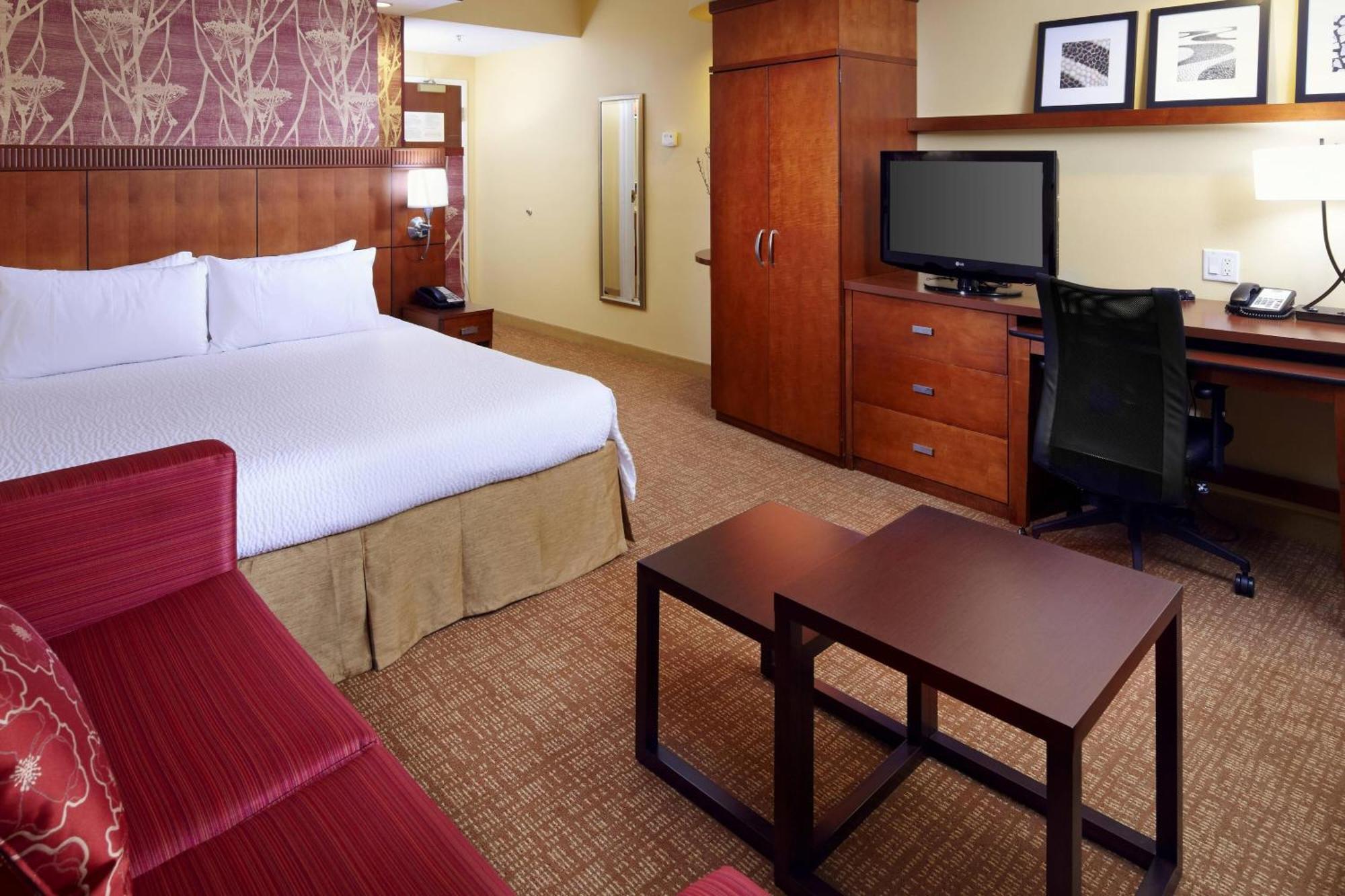 Courtyard Tampa Oldsmar Hotel Екстериор снимка