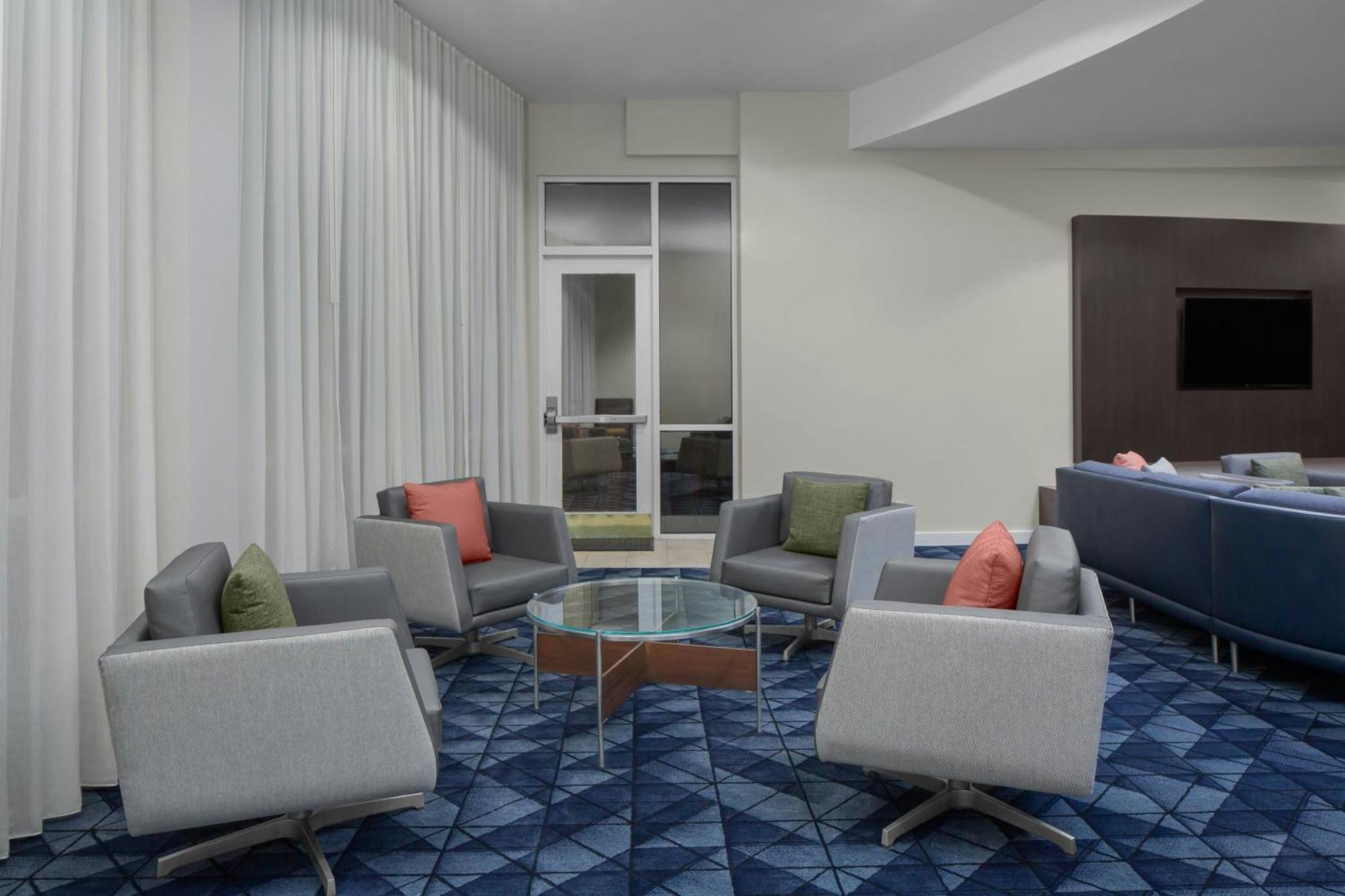 Courtyard Tampa Oldsmar Hotel Екстериор снимка