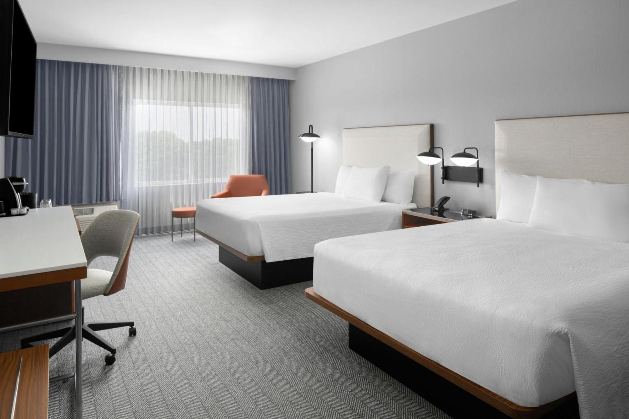Courtyard Tampa Oldsmar Hotel Екстериор снимка