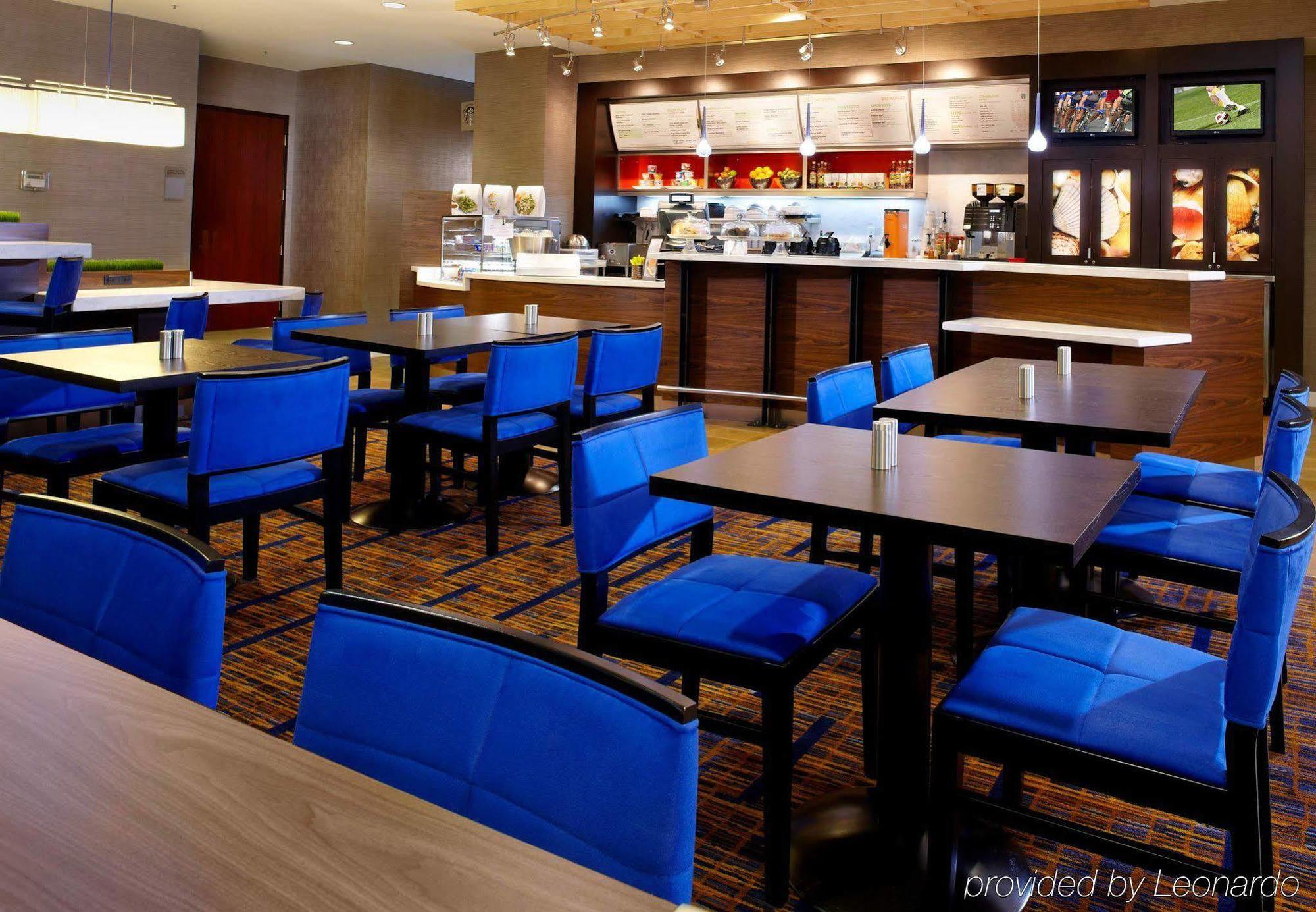 Courtyard Tampa Oldsmar Hotel Екстериор снимка